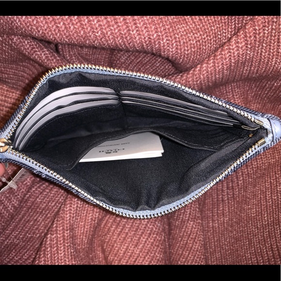 DENIM WRISTLET - Picture 3 of 5